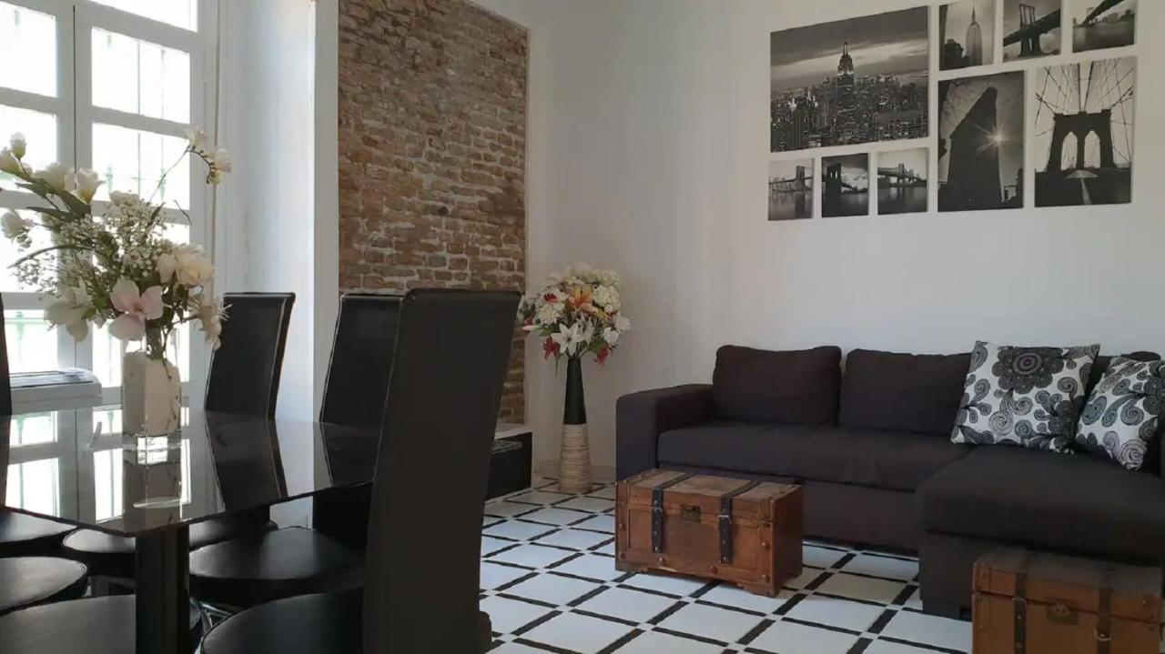 Postigo Maestranza Apartamento - Kainga Homes セビリア エクステリア 写真